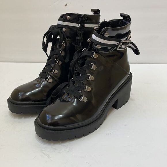 NEW WITHOUT TAGS JELLYPOP PLATFORM COMBAT BOOTS IN BLACK PATENT - Picture 7 of 7